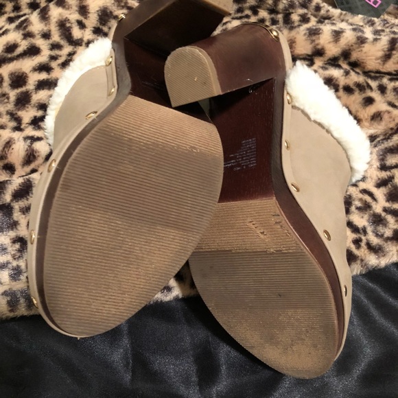 Juicy couture heels - Picture 3 of 3